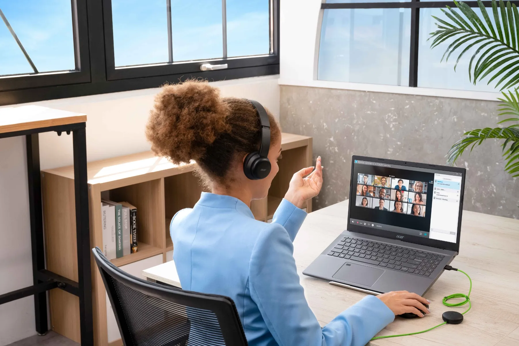 Conference On-Ear Headphones - Image 3